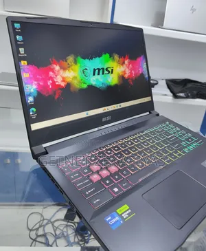 New Laptop MSI Katana 15 32GB Intel Core I7 SSD 1T
