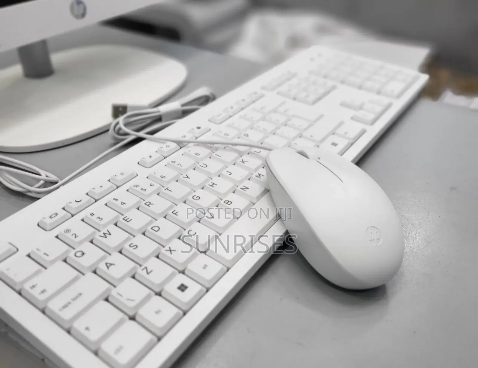 New Desktop Computer HP 200 G4 All-in-One 8GB Intel Core I7 SSD 512GB