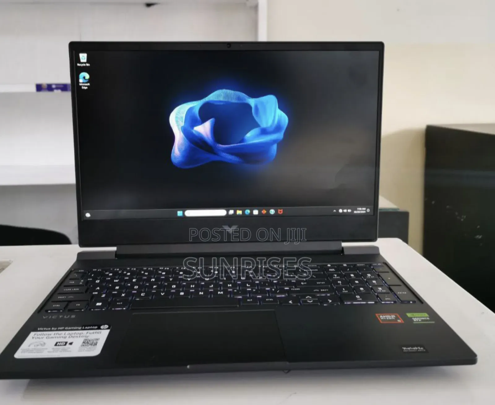 New Laptop HP Victus 16 16GB AMD Ryzen 5 SSD 512GB