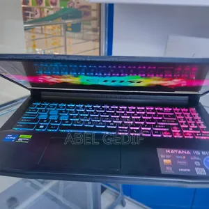 New Laptop MSI Katana 15 32GB Intel Core I7 SSD 1T