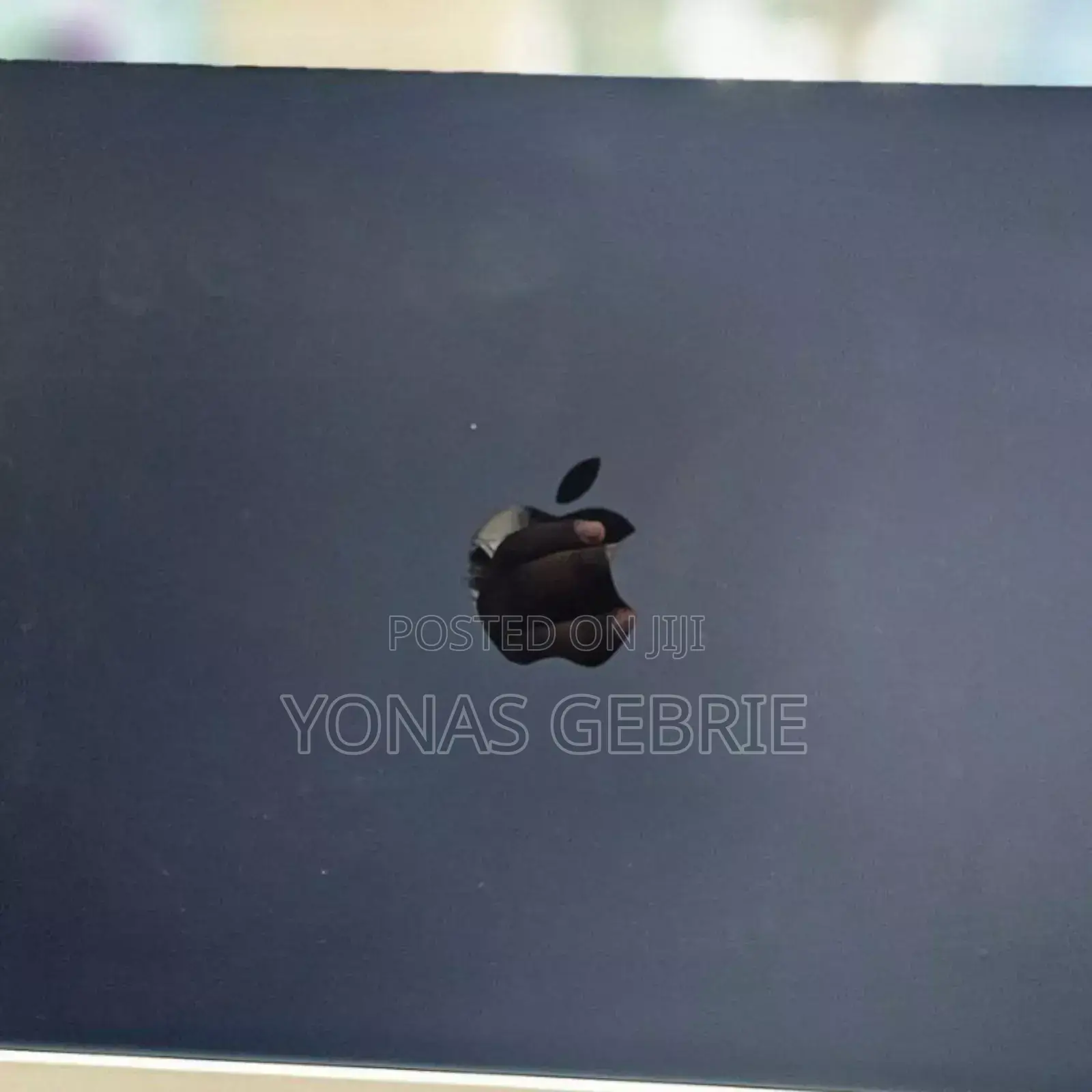 New Laptop Apple MacBook Air 2022 M2 8GB Apple M2 SSD 256GB