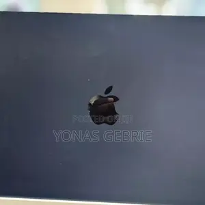 Photo - New Laptop Apple MacBook Air 2022 M2 8GB Apple M2 SSD 256GB