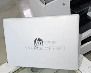 New Laptop HP 16GB Intel Core I3 SSD 256GB