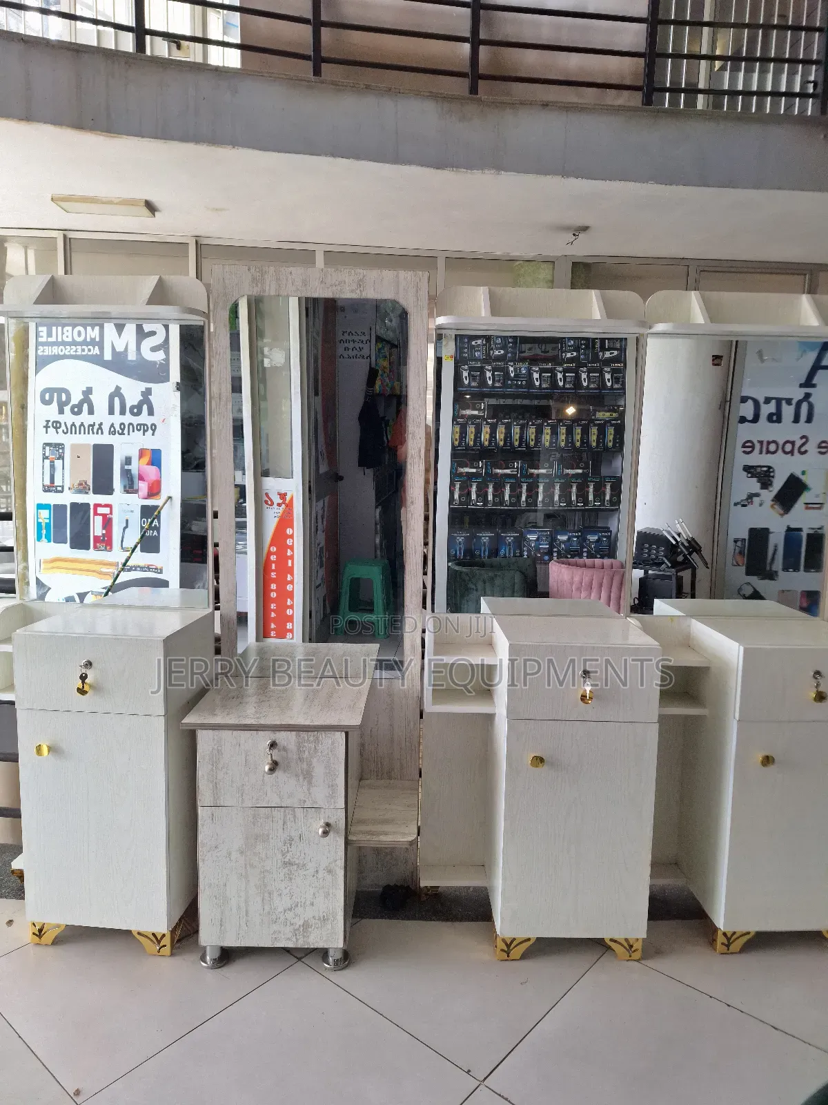 Hair Salon Display Table