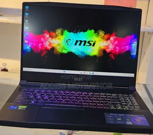 New Laptop MSI Katana 15 32GB Intel Core I7 SSD 1T