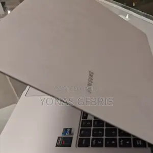 New Laptop Samsung NP-X360 16GB Intel Core I7 SSD 512GB