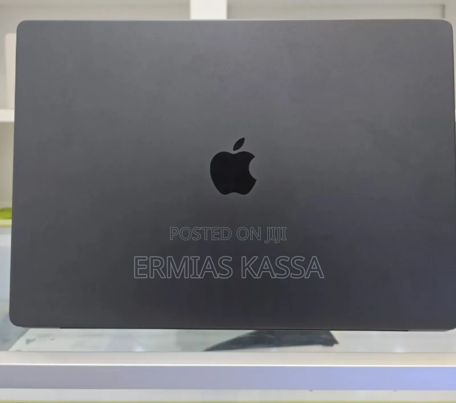 New Apple MacBook Pro 2023 M3 Max 16-Inch 18GB Apple M3 Pro SSD 512GB