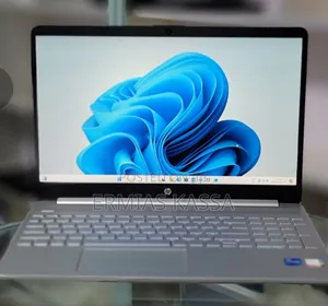 New Laptop HP Pavilion 15 8GB Intel Core I5 HDD+SSD 750GB