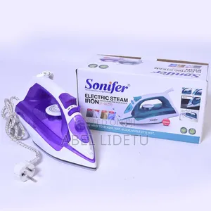 Photo - 2000 Watts Electric Steam Iron