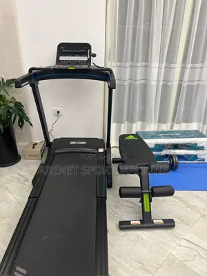 Photo - Reebok Jet300 Series የመሮጫ ማሽን ከ Game on Gym Equipment Hub