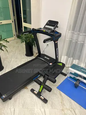 Photo - Reebok Jet 300 Series የመሮጫ ማሽን