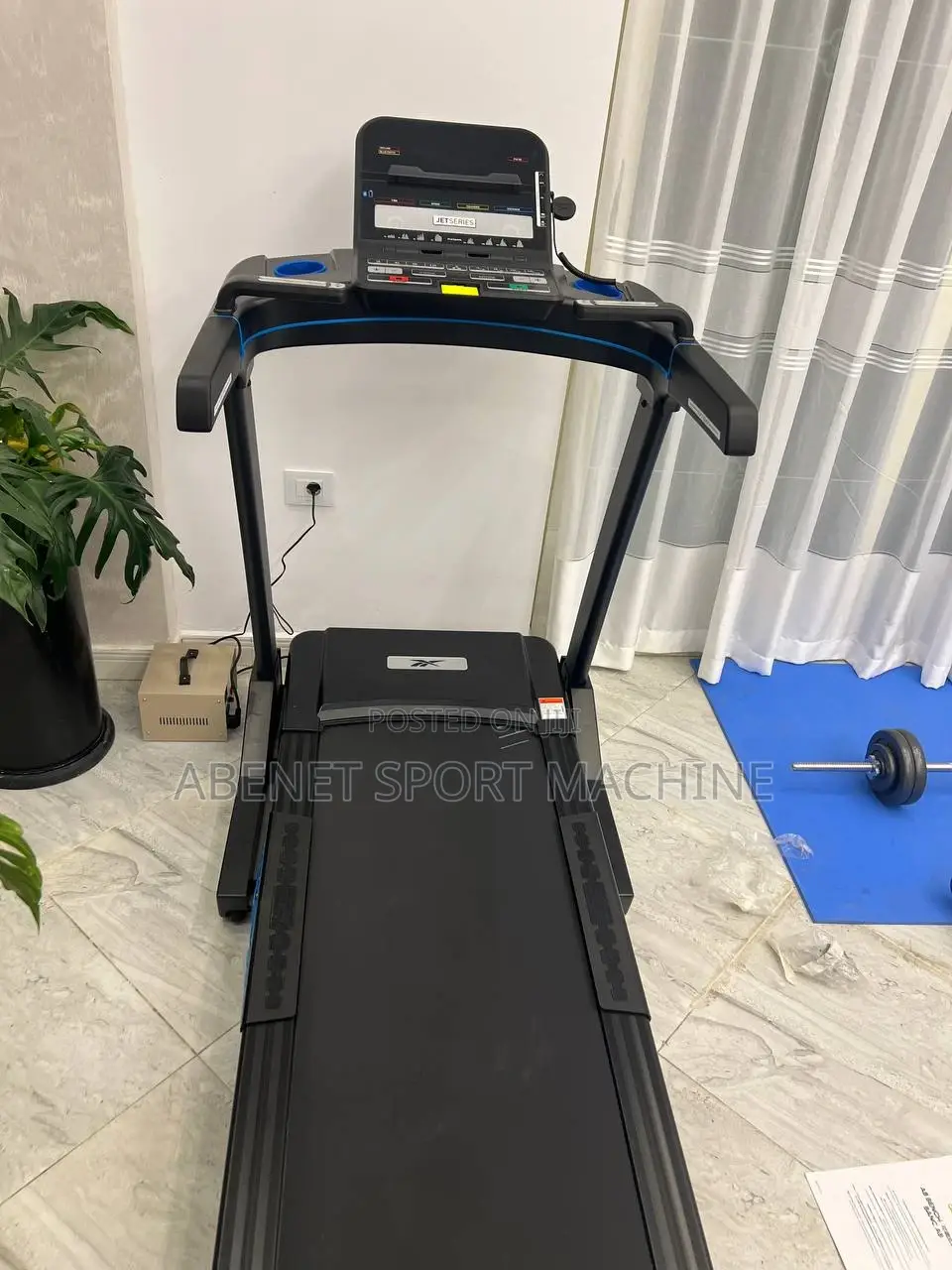 Reebok Jet300 የቤት ዉስጥ የመሮጫ ማሽን ከ Game on Gym Equipment Hub