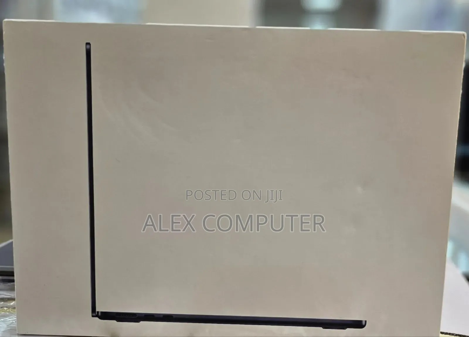 New Laptop Apple MacBook Air 2022 M2 8GB Apple M2 SSD 256GB