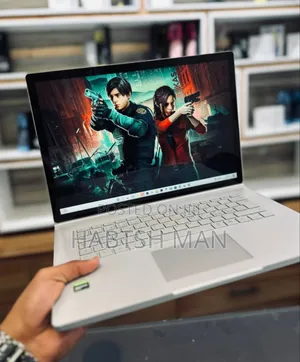 New Laptop Microsoft Surface Book 2 16GB Intel Core I7 SSD 256GB