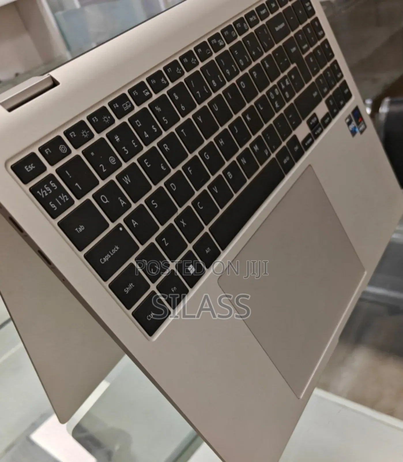 New Laptop Samsung 16GB Intel Core I7 SSD 512GB