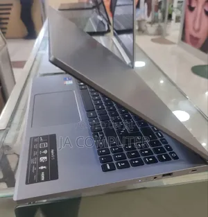 New Laptop Acer Aspire 3 32GB Intel Core I7 SSD 512GB