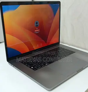Photo - New Laptop Apple MacBook Pro 2017 16GB Intel Core I7 SSD 512GB