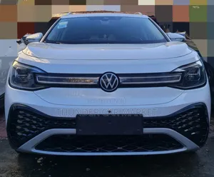 Photo - Volkswagen ID.6 2023 White