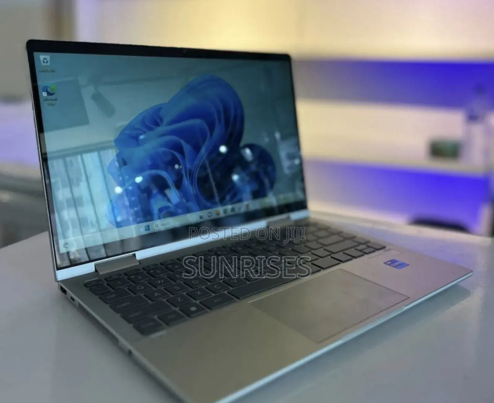 New Laptop HP Envy X360 8GB Intel Core I7 SSD 1T