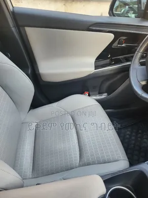 Toyota bZ4X 2023 White