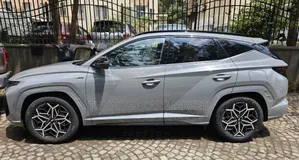 Hyundai Tucson 2022 Gray