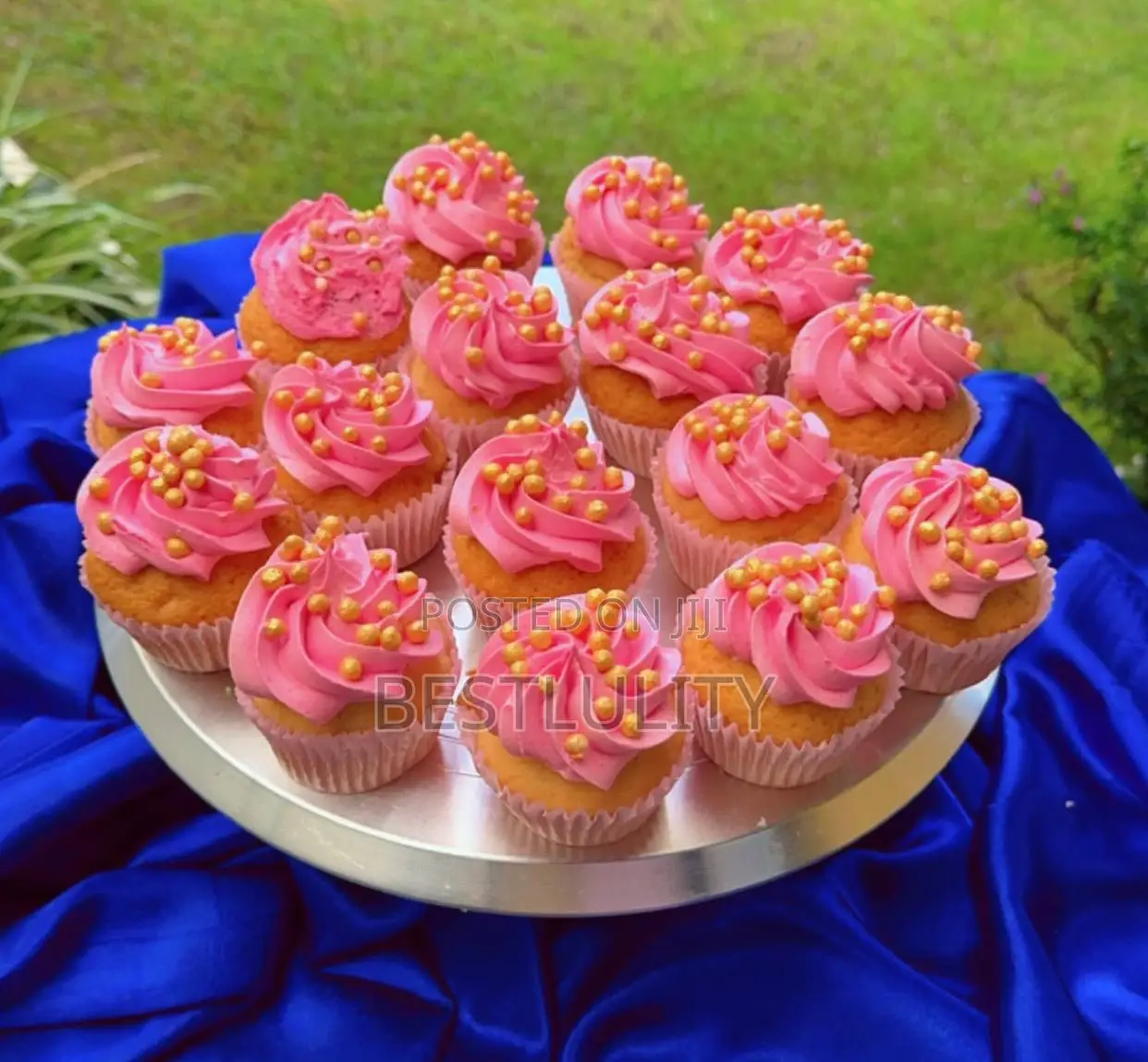 Birthday Mini Mouse Cake and Cupcakes