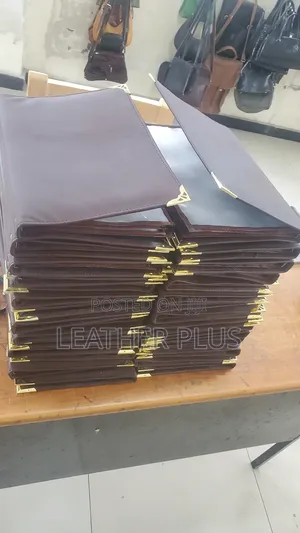 Menu Cover ከንፁህ ቆዳ የተሰራ ሜኑ ፎልደር