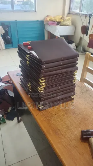 Menu Cover ከንፁህ ቆዳ የተሰራ ሜኑ ፎልደር