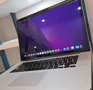 New Laptop Apple MacBook Pro 2015 16GB Intel Core I7 SSD 256GB