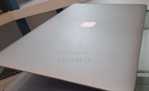 New Laptop Apple MacBook Pro 2015 16GB Intel Core I7 SSD 256GB