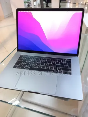 Photo - New Laptop Apple MacBook 2016 16GB Intel Core I7 SSD 512GB