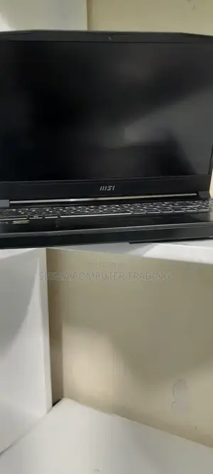 New Laptop MSI Pulse GL66 32GB Intel Core I9 SSD 1T