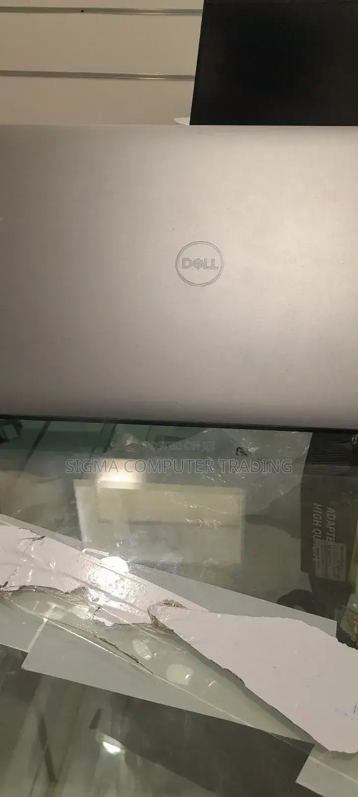 New Laptop Dell Precision 5540 16GB Intel Core I7 SSD 512GB