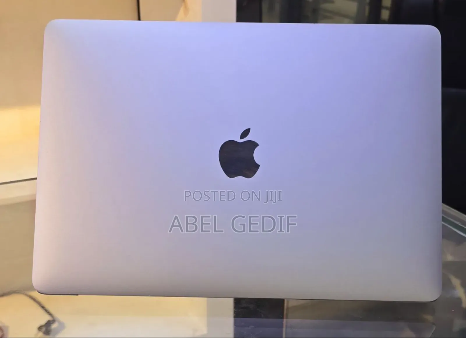 New Laptop Apple MacBook Pro 2020 8GB Intel Core I5 SSD 512GB