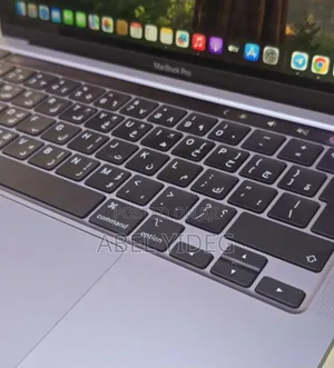 New Laptop Apple MacBook Pro 2020 8GB Intel Core I5 SSD 512GB