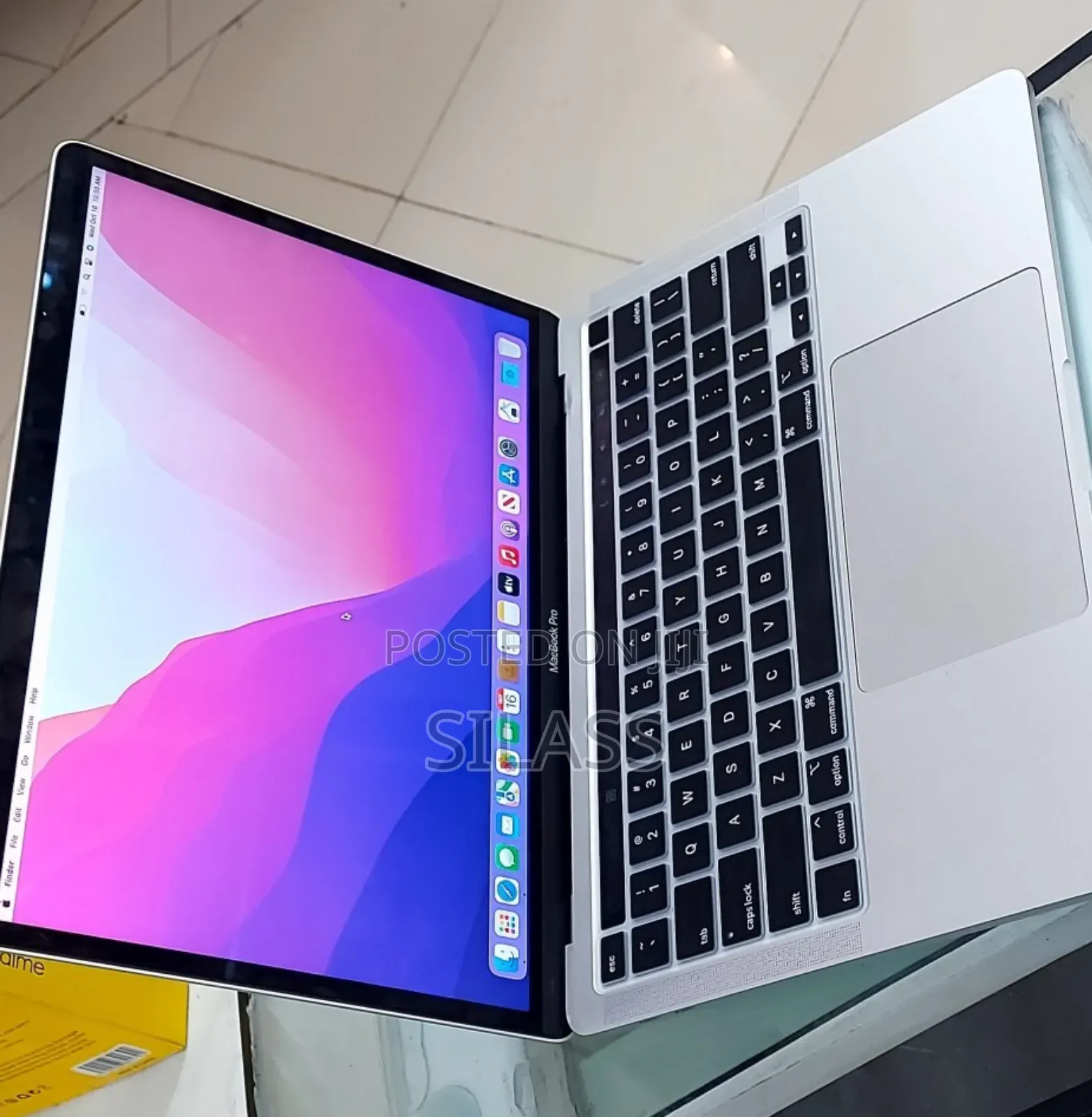 New Laptop Apple MacBook Pro 2019 16GB Intel Core I7 SSD 512GB