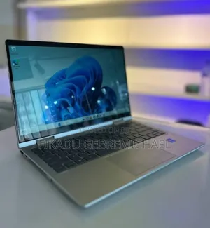 New Laptop HP Envy X360 8GB Intel Core I7 SSD 1T