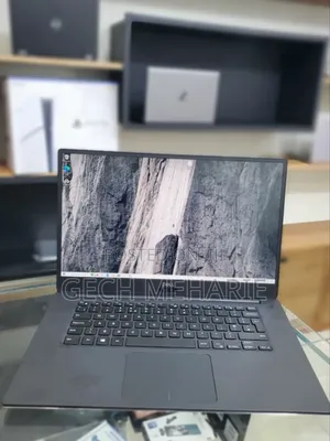 New Laptop Dell Precision 5540 16GB Intel Core I9 SSD 512GB