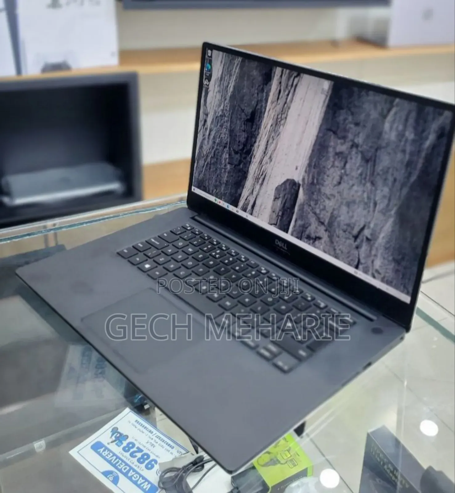 New Laptop Dell Precision 5540 16GB Intel Core I9 SSD 512GB