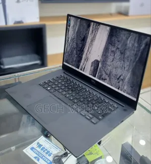 New Laptop Dell Precision 5540 16GB Intel Core I9 SSD 512GB