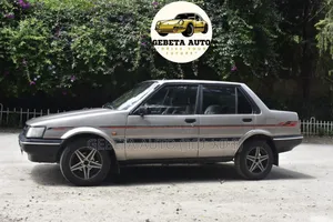 Toyota Corolla 1986 Silver