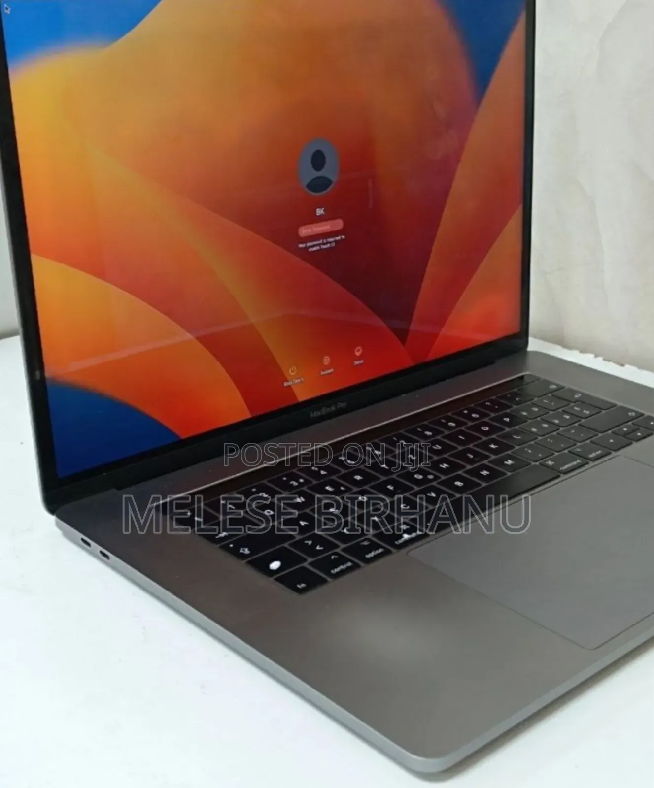 New Laptop Apple MacBook Pro 2017 16GB Intel Core I7 SSD 512GB