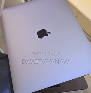 New Laptop Apple MacBook Pro 2020 8GB Intel Core I5 SSD 512GB