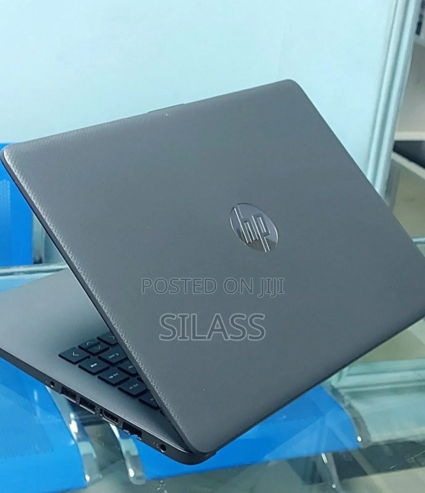 New Laptop HP Stream Notebook 8GB Intel Core I5 SSD 1T