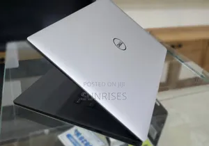 New Laptop Dell Precision 5540 16GB Intel Core I7 SSD 512GB