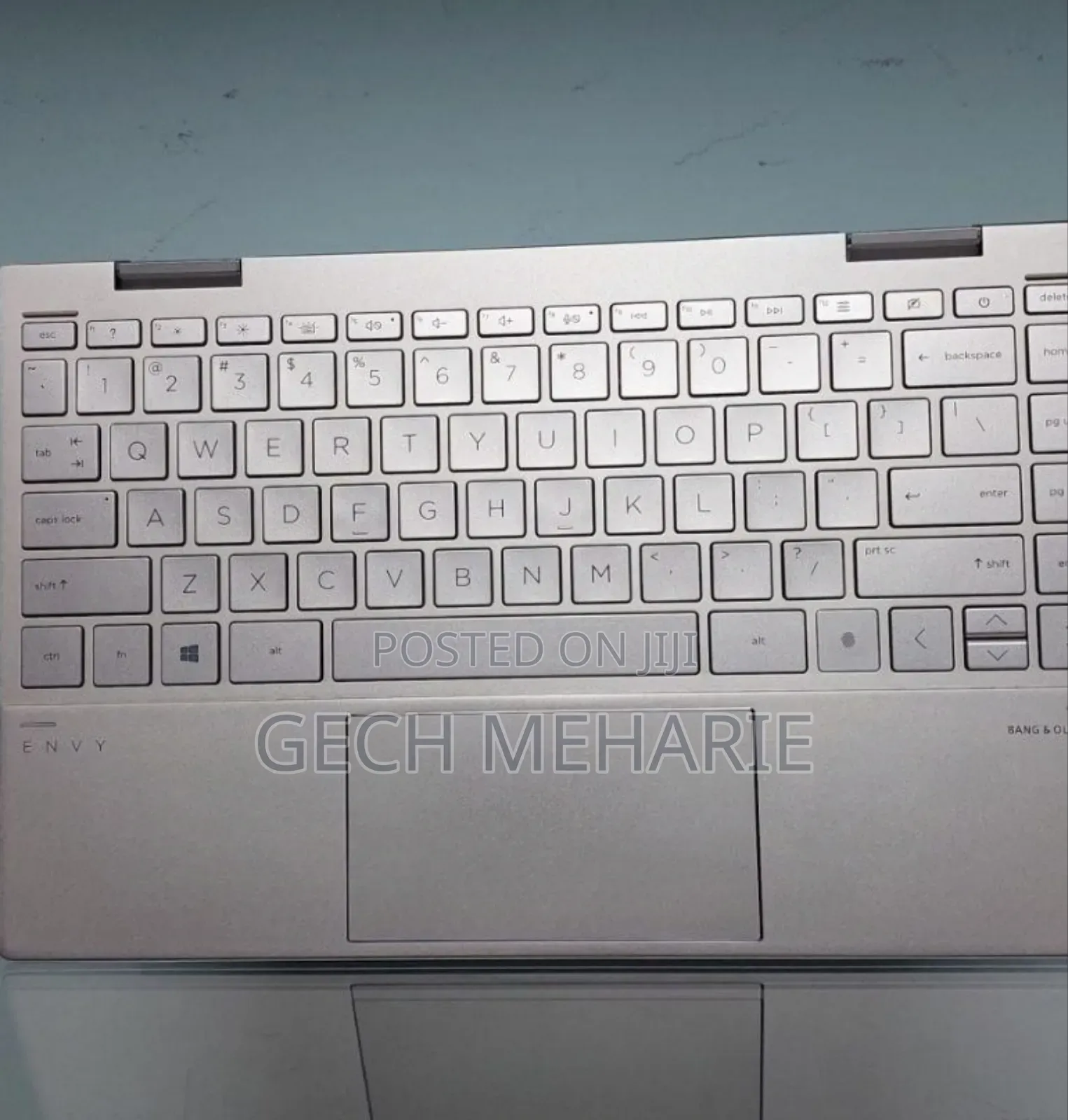 New Laptop HP Envy X360 8GB Intel Core I7 SSD 1T