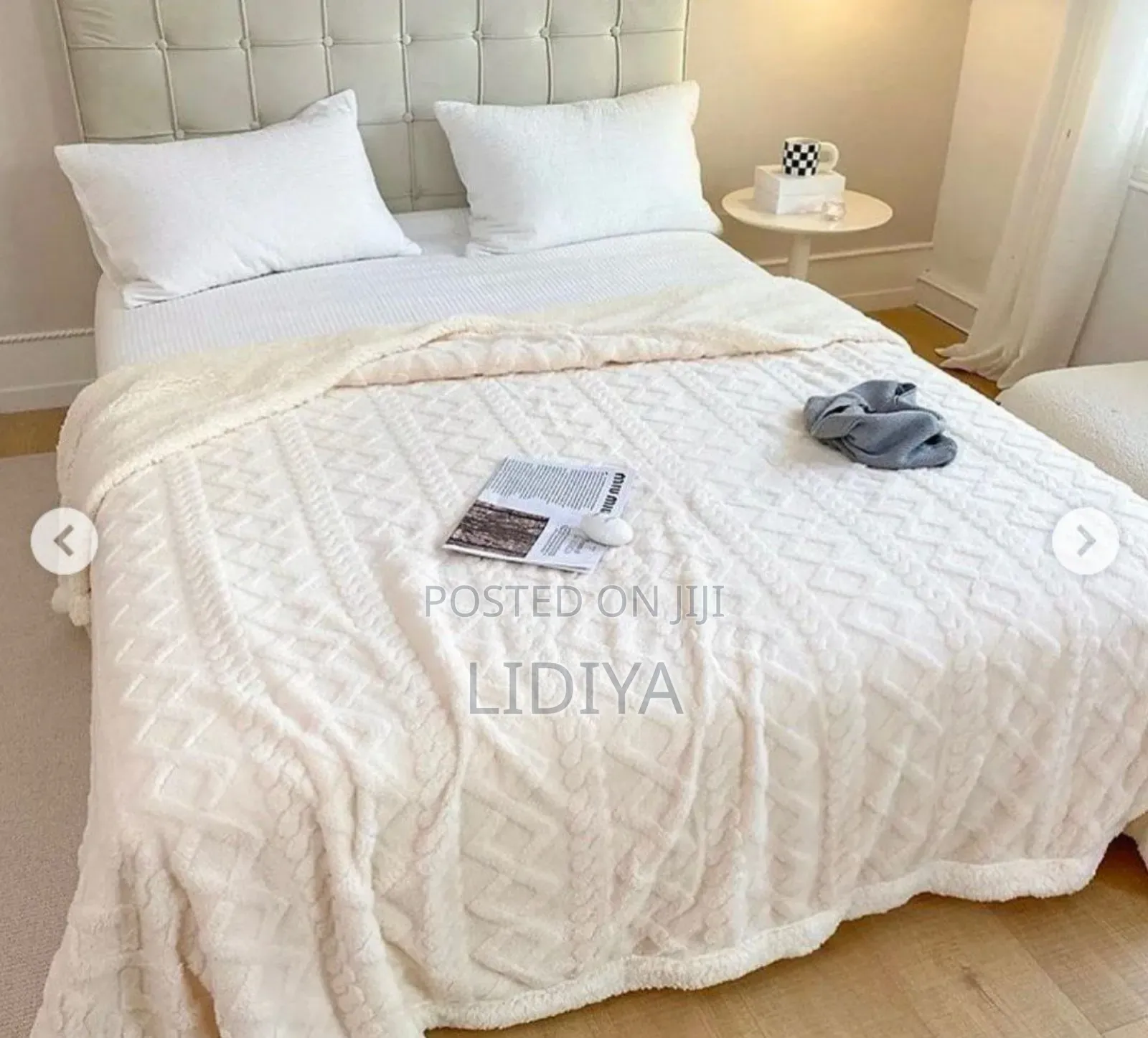  በተለያዩ ከለሮች አሉን