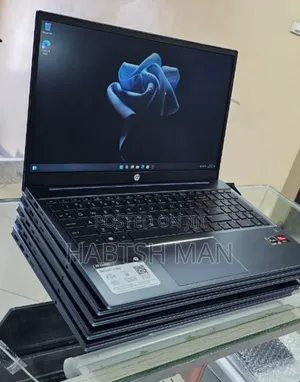 New Laptop HP Pavilion 15 8GB AMD Ryzen 5 SSD 512GB