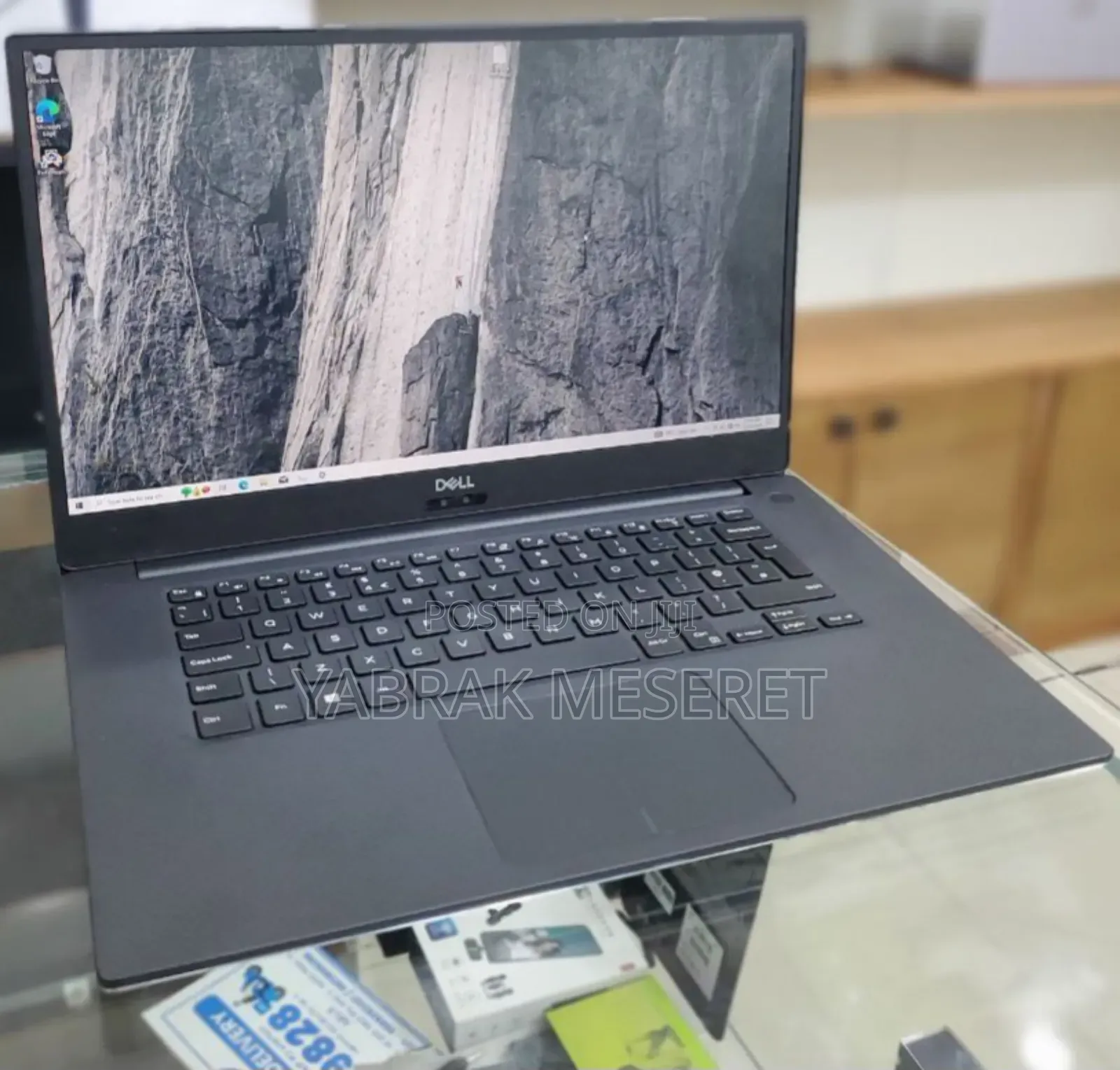 New Laptop Dell Precision 5540 16GB Intel Core I9 SSD 512GB