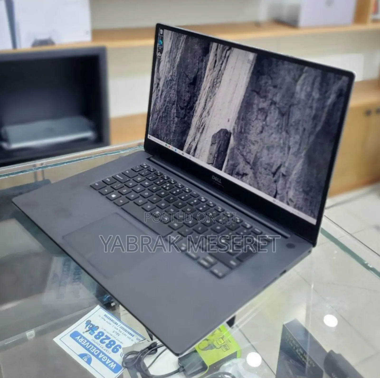 New Laptop Dell Precision 5540 16GB Intel Core I9 SSD 512GB